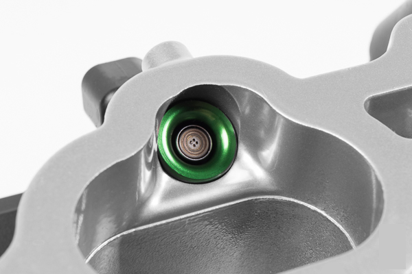 20-0235_4n Fuel Rail for Toyota 1JZ-GTE NOV-VVTI Radium Engineering