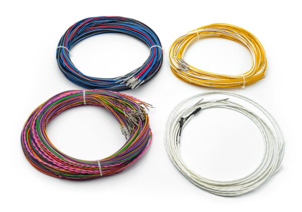 Ecumaster EMU PRO-8 – preterminated harness labeled