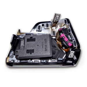 CC34075_02 CANchecked Display MFD32 Gen2 preassembled for BMW 3/4-series M2 Coupe RHD 2021+