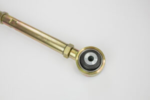 Adjustable Front Panhard IOD Performance Nissan Patrol 2.8 Y60 / Y61