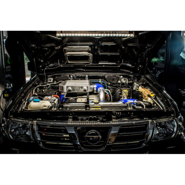 Intercooler kit for Nissan Patrol with BMW 3.0 D M57 engine Red