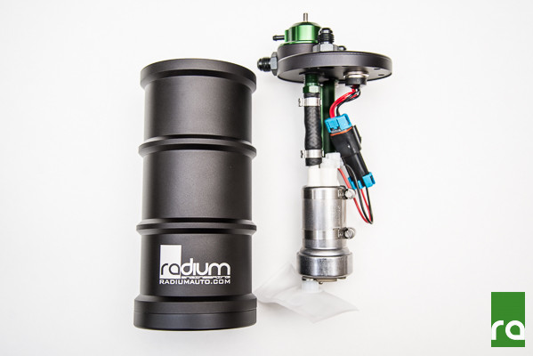 surge-tank-fst-r-z-zintegrowanym-regulatorem-dla-pojedynczej-pompy-ti-automotive-e5lm-radium-engineering_2 FST-R Fuel Surge Tank with Integrated FPR for Single Ti Automotive E5LM Radium Engineering
